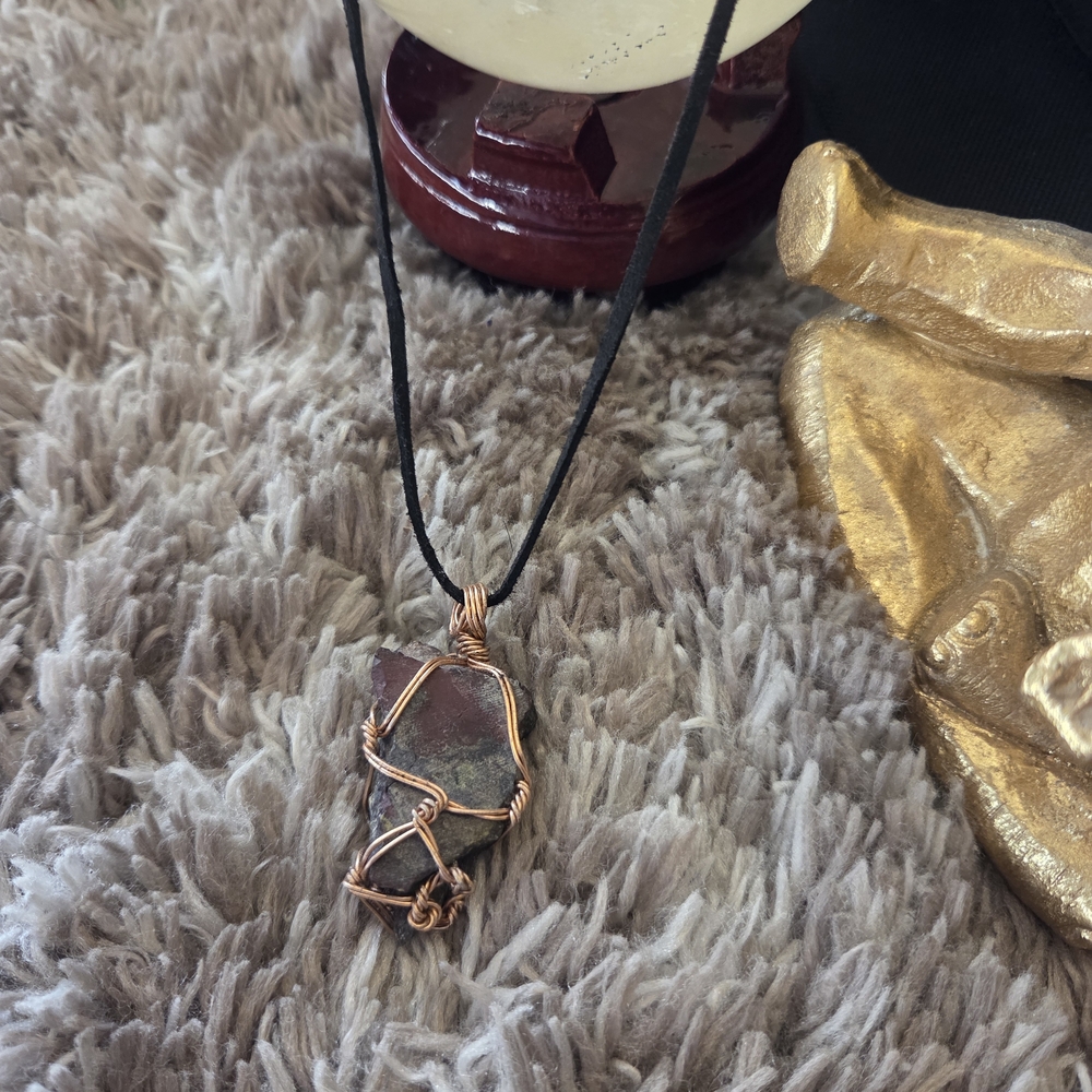 🔥3 For $25 Handmade Elegant Copper Wire Wrapped Pendant Necklace
